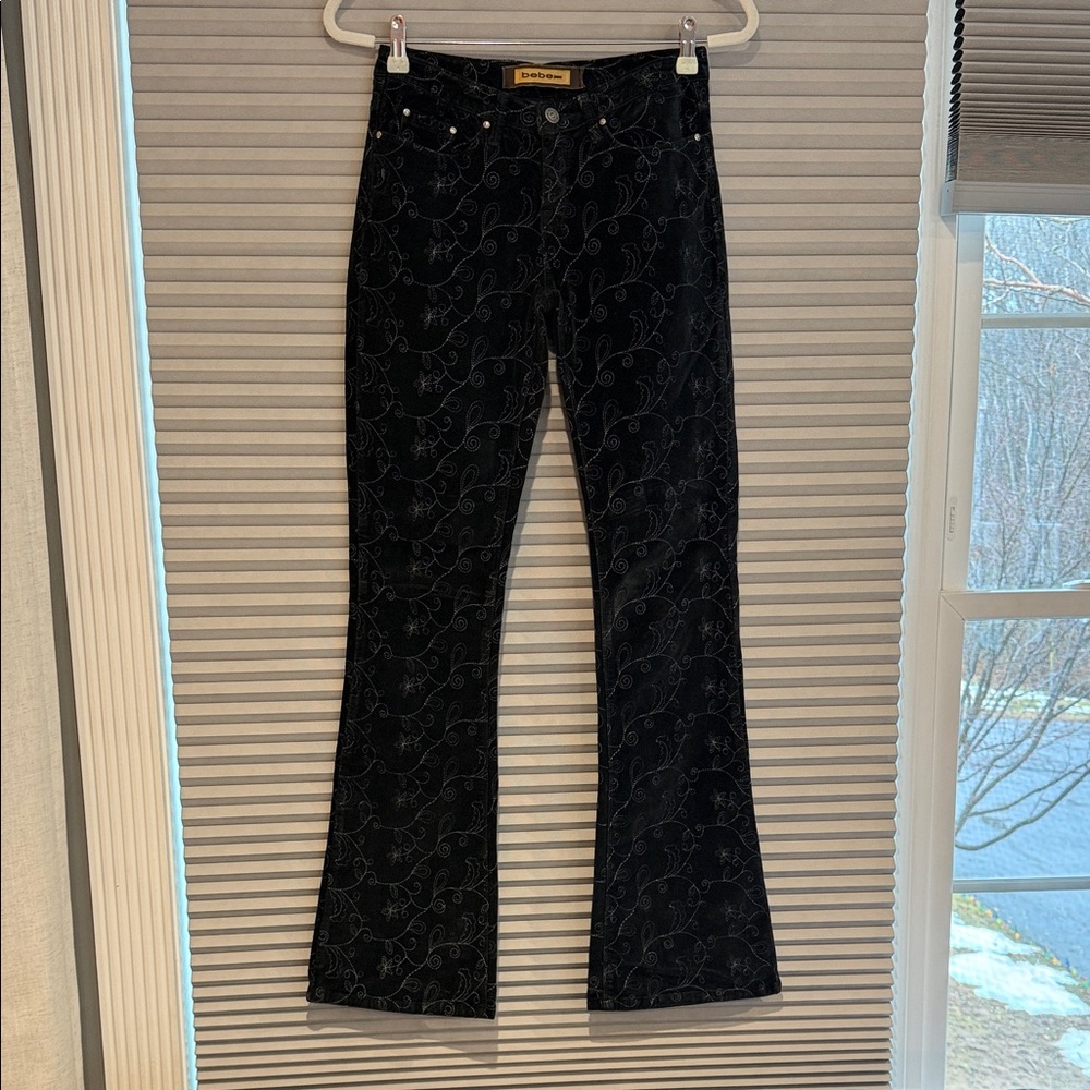 NEW Bebe Black Embroidered women’s Pants - size 6